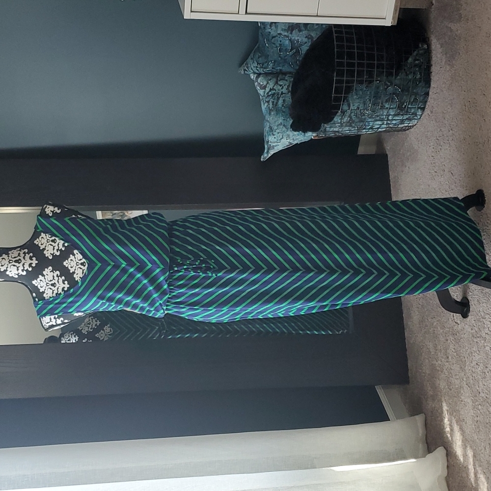 Maxi green dress